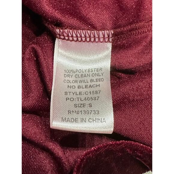 Umgee Velvet Shift Dress Lace Midi Burgundy Sz Small Whimsigoth Vamp Romantic - Picture 4 of 9